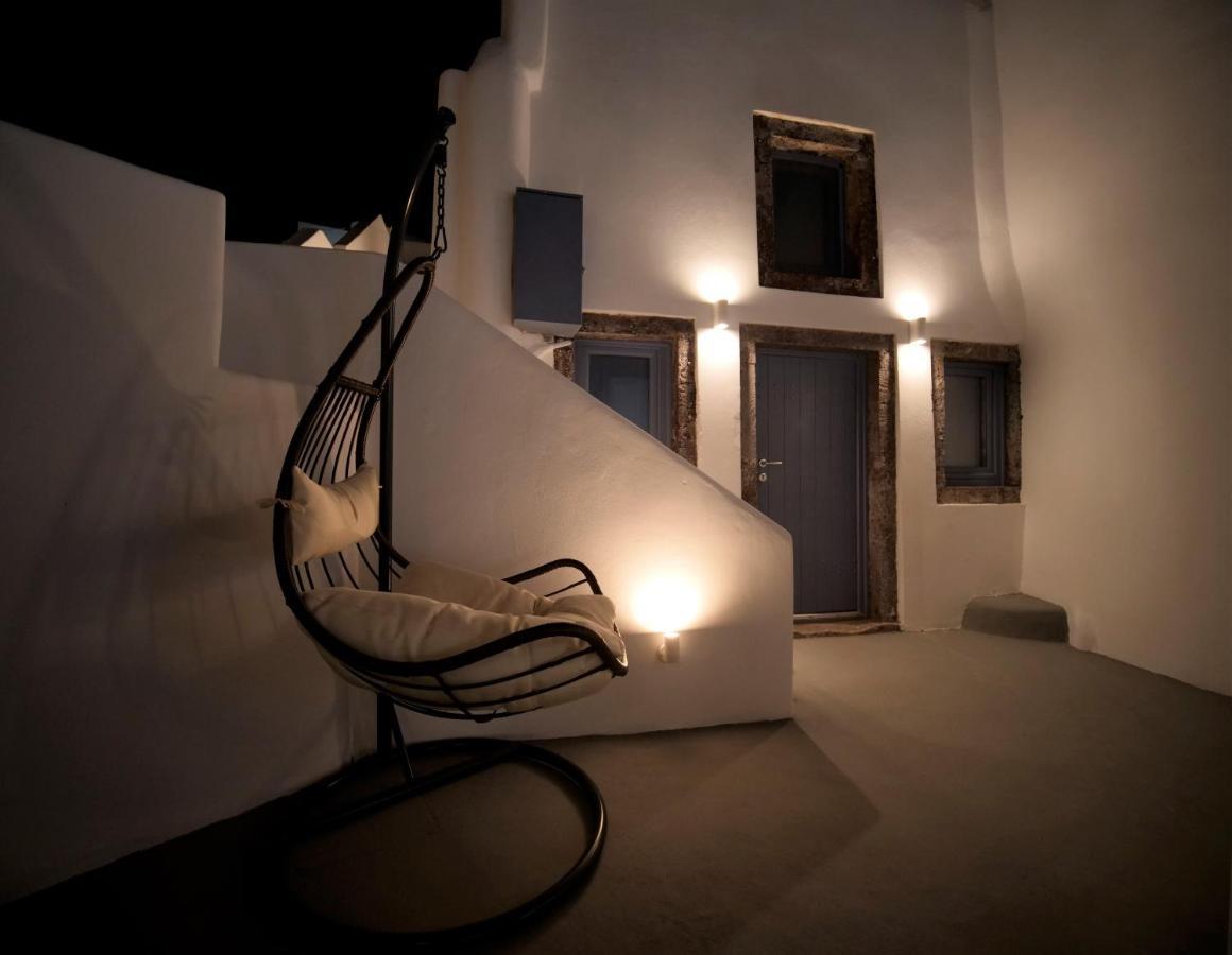 Oinos Luxury Suites Finikiá Kültér fotó