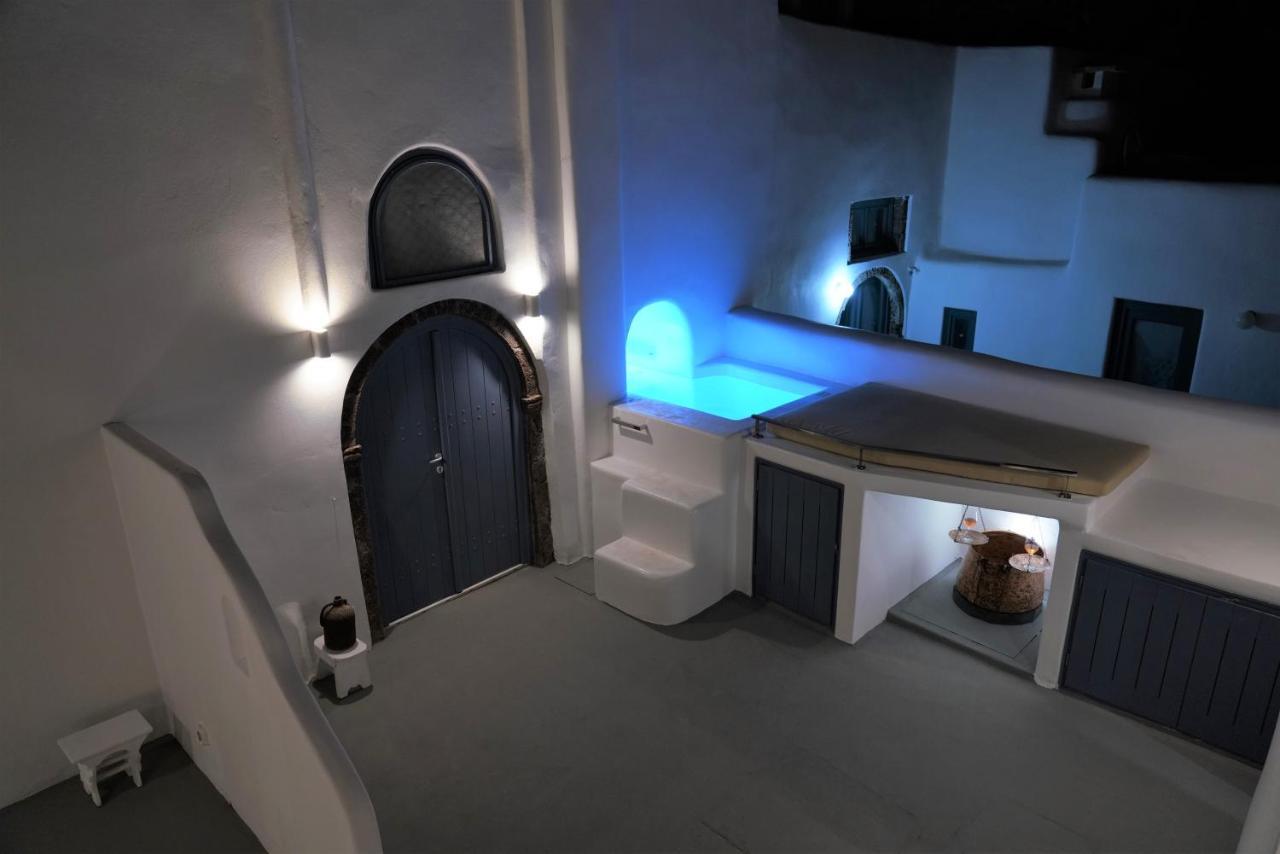 Oinos Luxury Suites Finikiá Kültér fotó