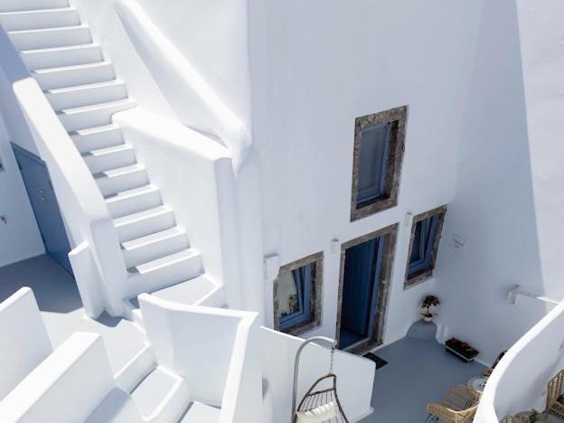 Oinos Luxury Suites Finikiá Kültér fotó