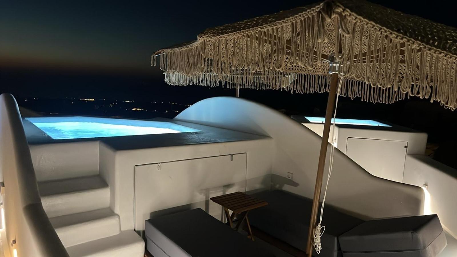 Oinos Luxury Suites Finikiá Kültér fotó