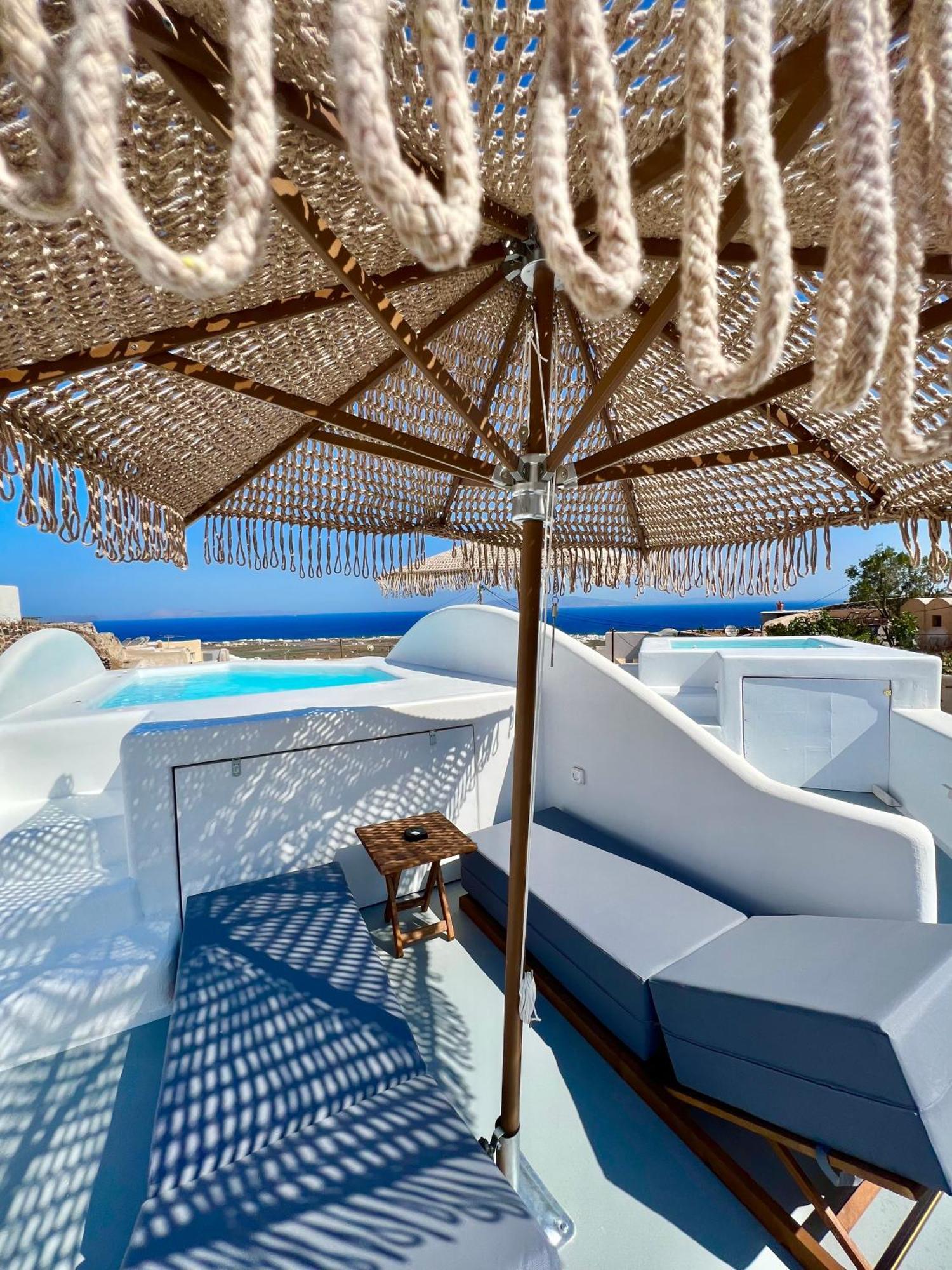 Oinos Luxury Suites Finikiá Kültér fotó