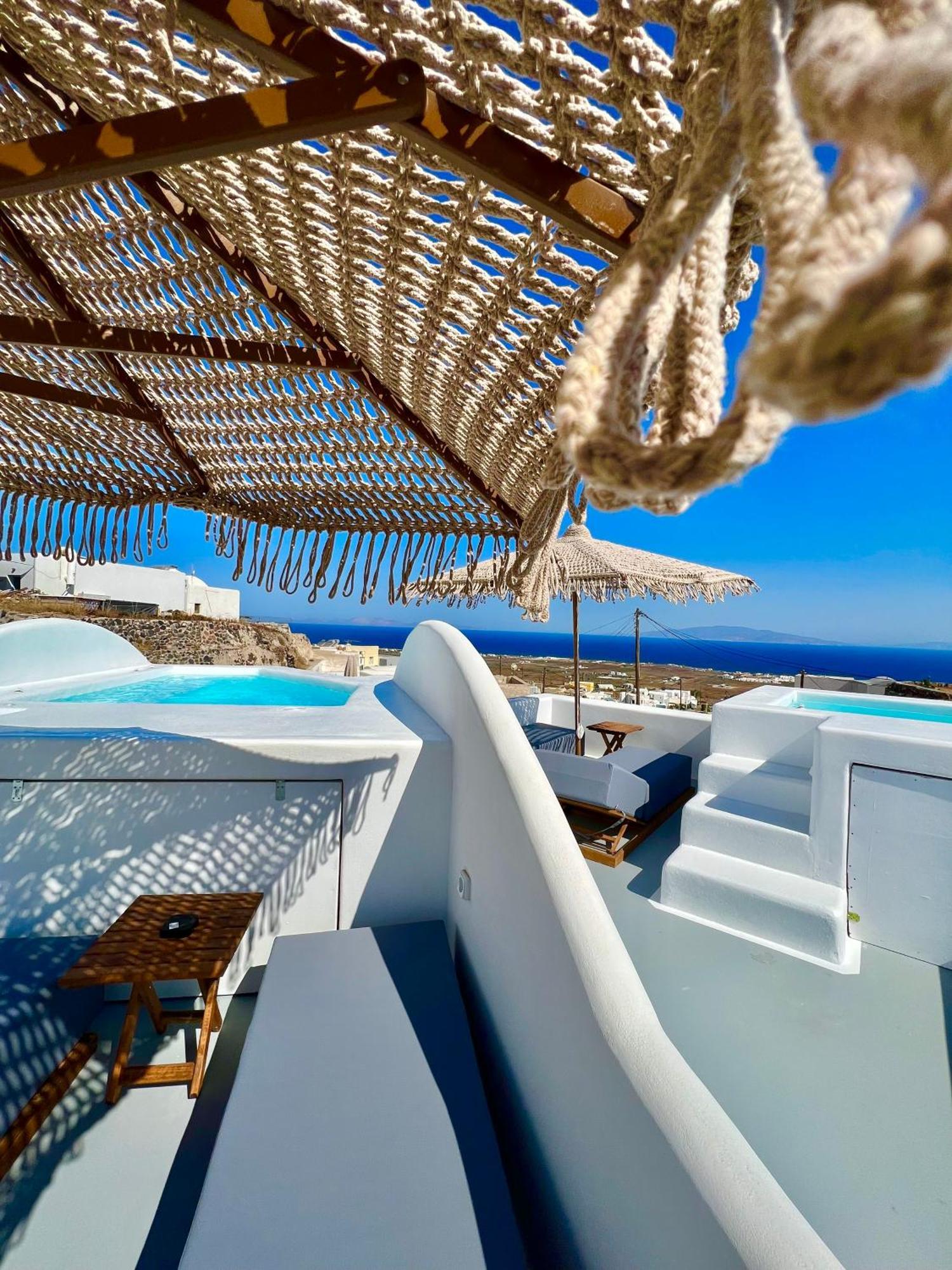 Oinos Luxury Suites Finikiá Kültér fotó